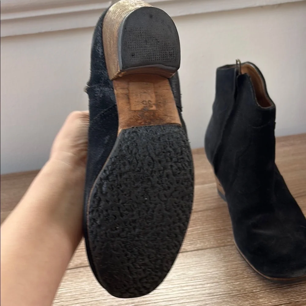 Isabel Marant Women's Black Suede Ankle Boots - Picture 9 of 11